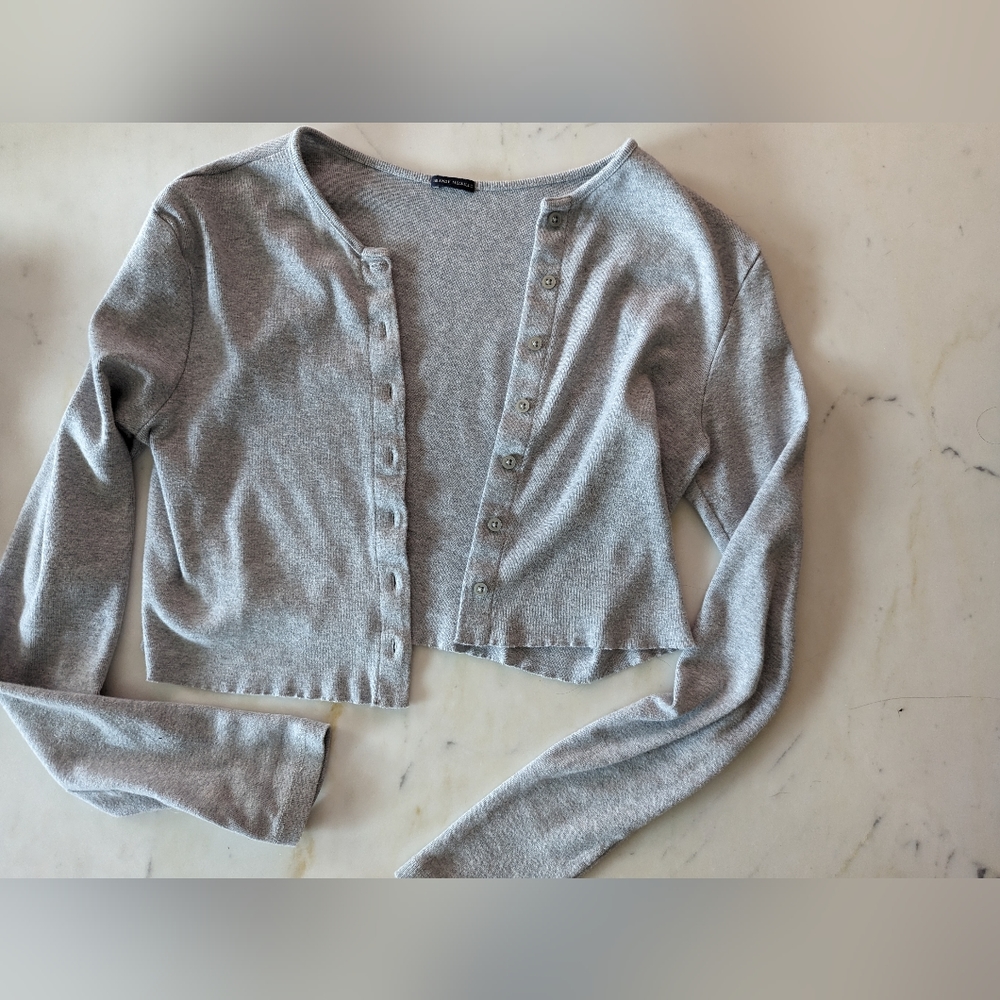 Brandy Melville crop long sleeve